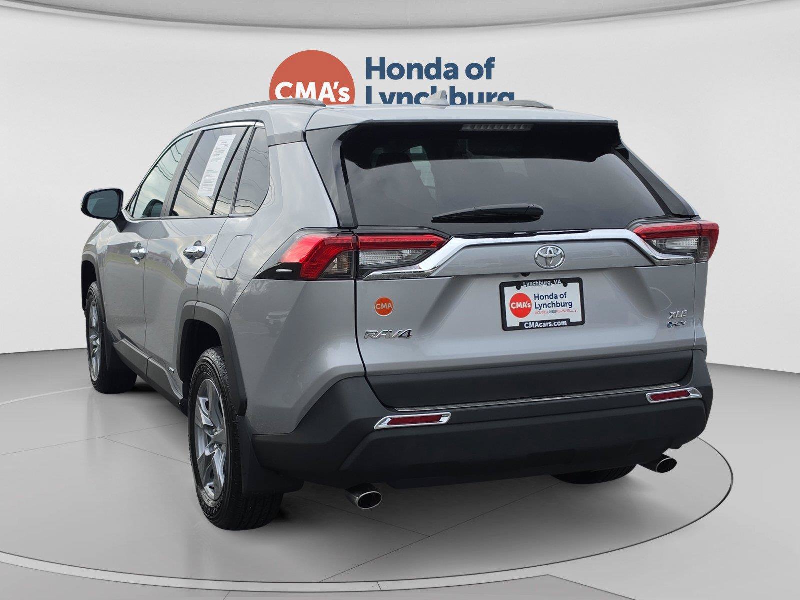 Used 2025 Toyota RAV4 XLE w/ Convenience Package AWD/4WD image 3