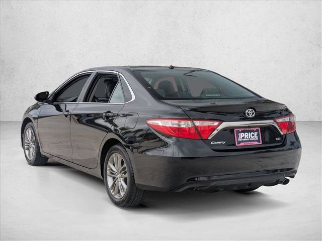 Used 2017 Toyota Camry SE w/ Moonroof Package image 7