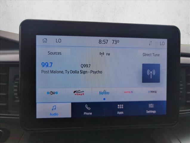 Used 2023 Ford Explorer XLT AWD/4WD image 13