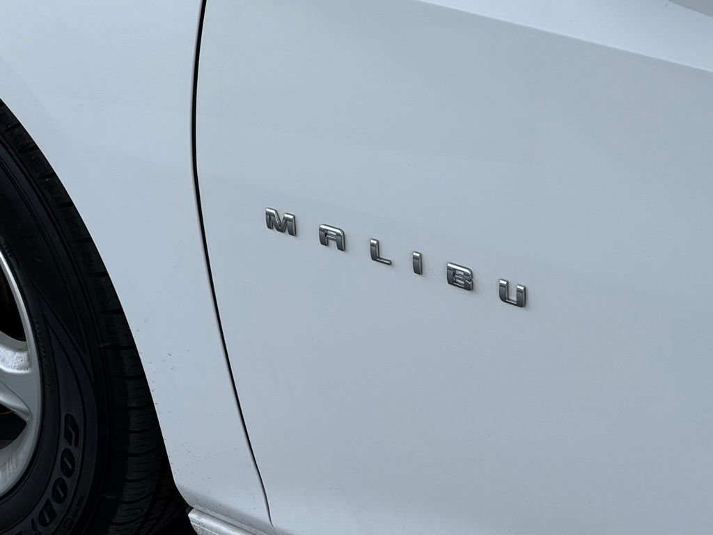 Used 2023 Chevrolet Malibu LS FWD image 5