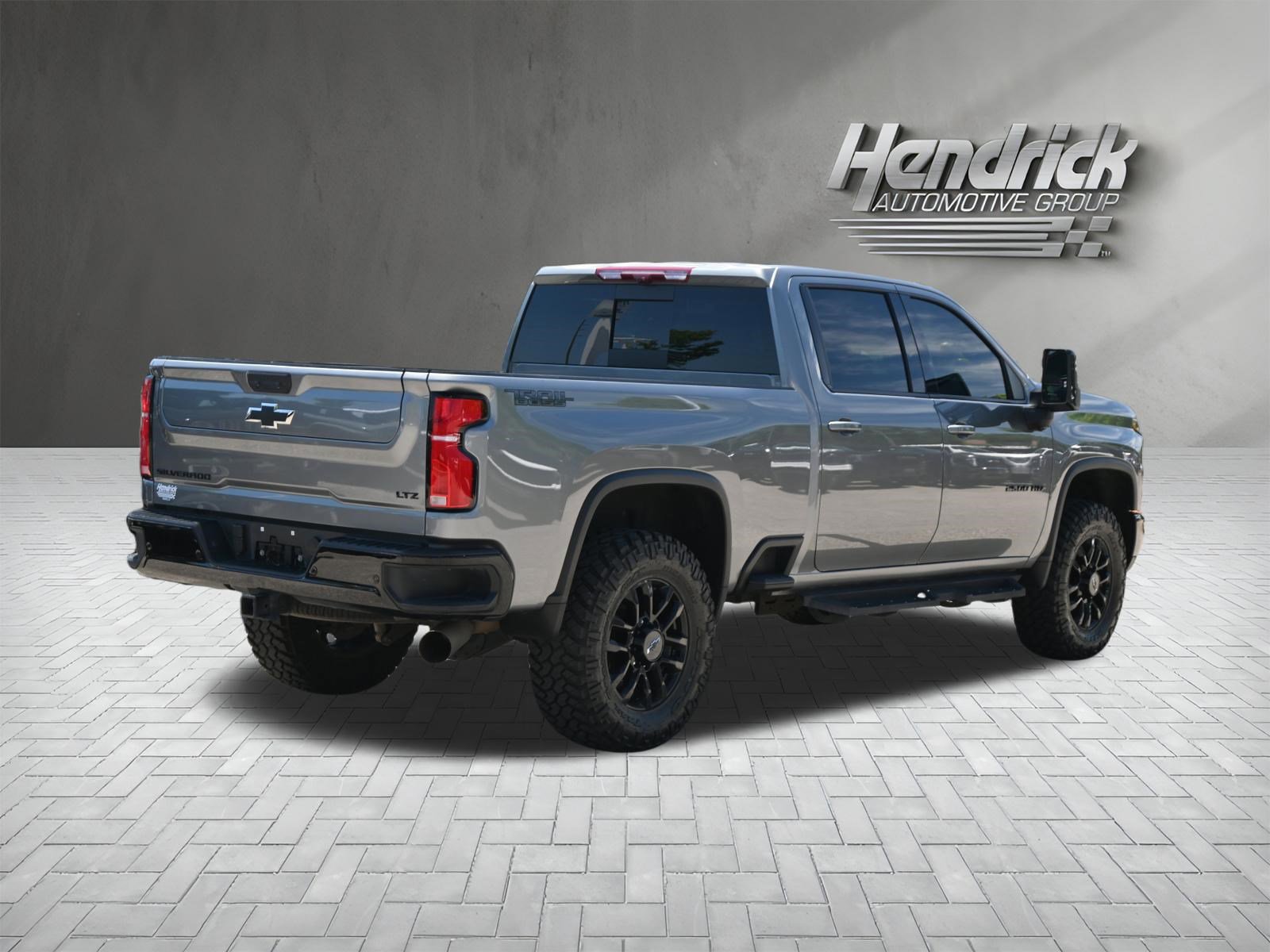 Used 2025 Chevrolet Silverado 2500 LTZ w/ LTZ Plus Package AWD/4WD image 10