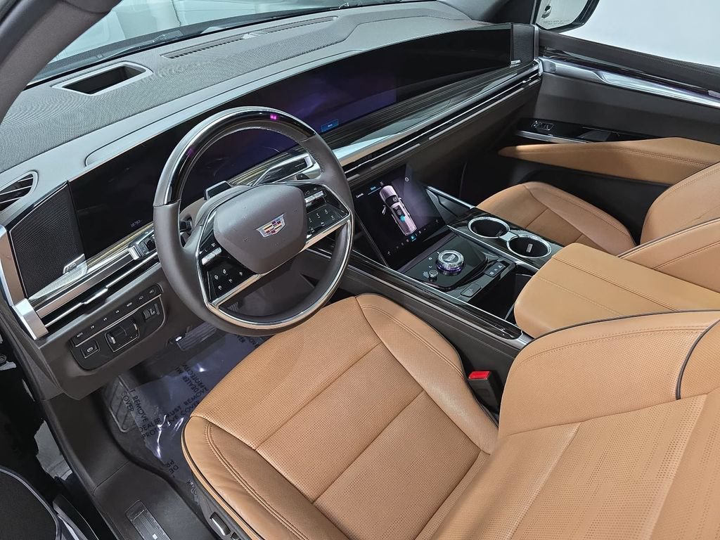 Used 2025 Cadillac Escalade Premium Luxury w/ Touring Package AWD/4WD image 4