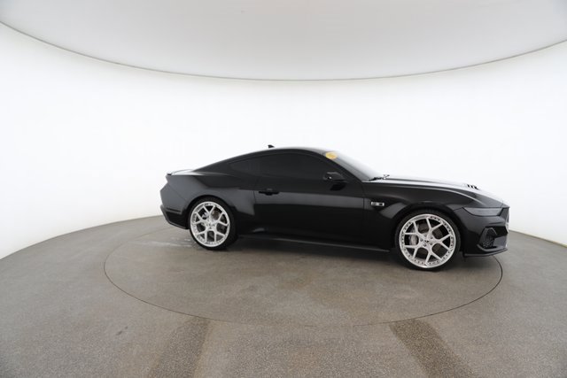 Used 2025 Ford Mustang GT Premium image 24