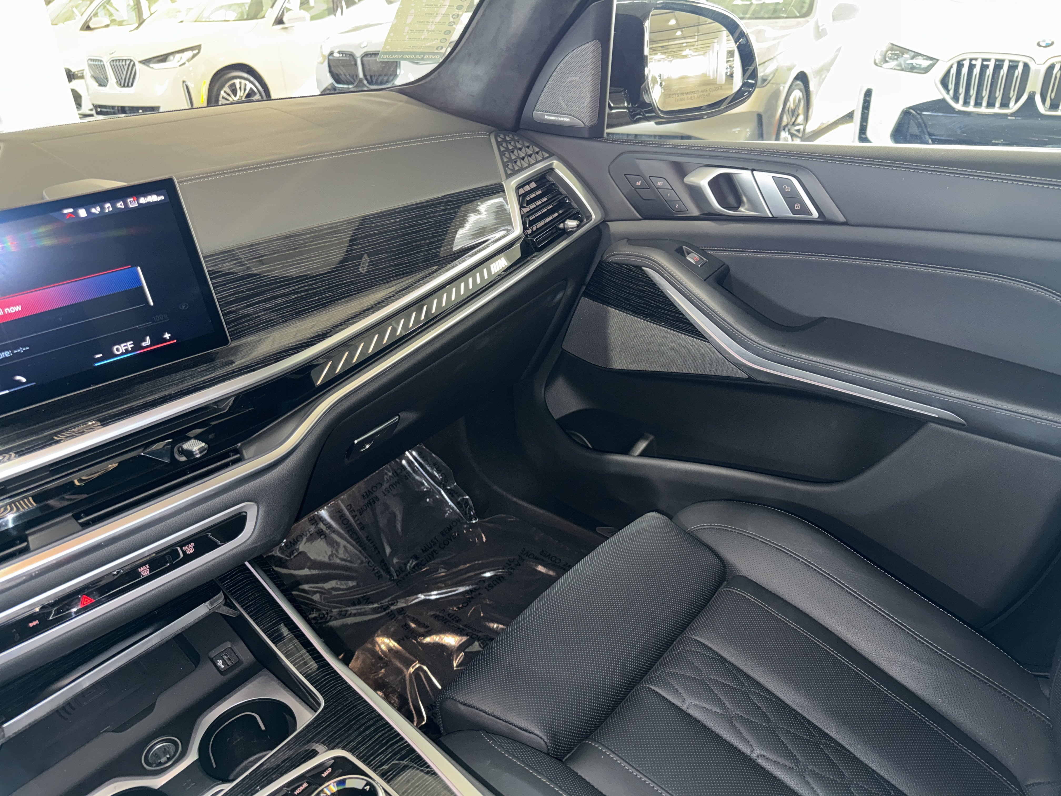 Used 2024 BMW X7 M60i w/ Executive Package AWD/4WD image 31