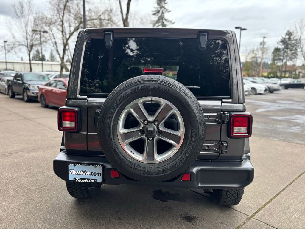 Used 2021 Jeep Wrangler Unlimited Sahara w/ Uconnect 4C Nav & Sound Group image 5