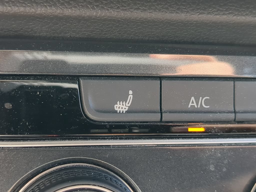 Certified 2024 Volkswagen Tiguan S FWD image 22