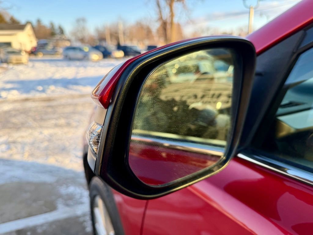 Used 2013 Toyota RAV4 Limited image 9