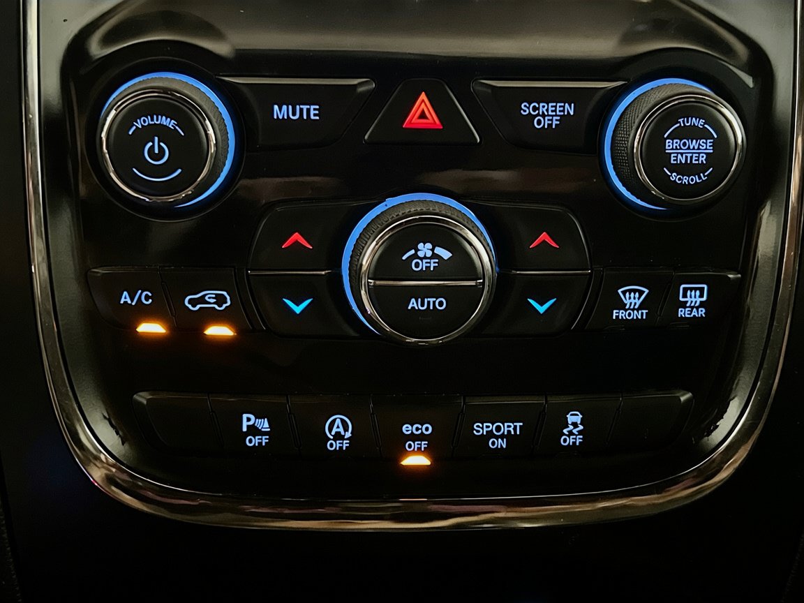 Used 2018 Dodge Durango GT w/ Blacktop Package RWD image 11