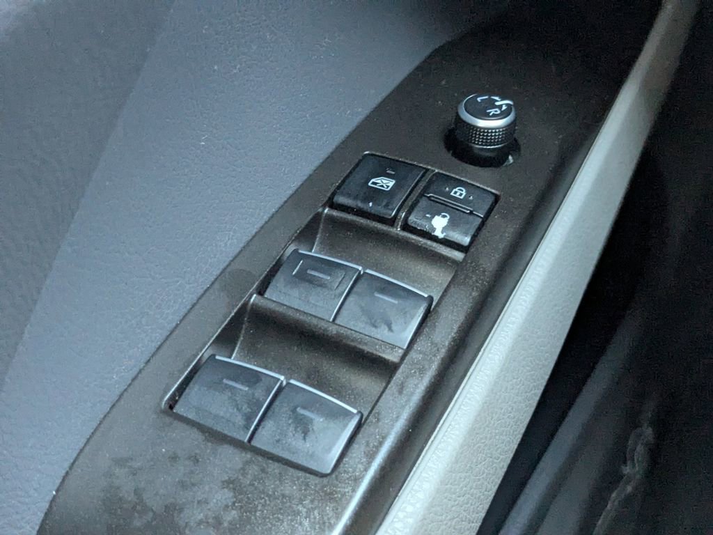 Used 2023 Toyota Camry XLE w/ Navigation Package image 21