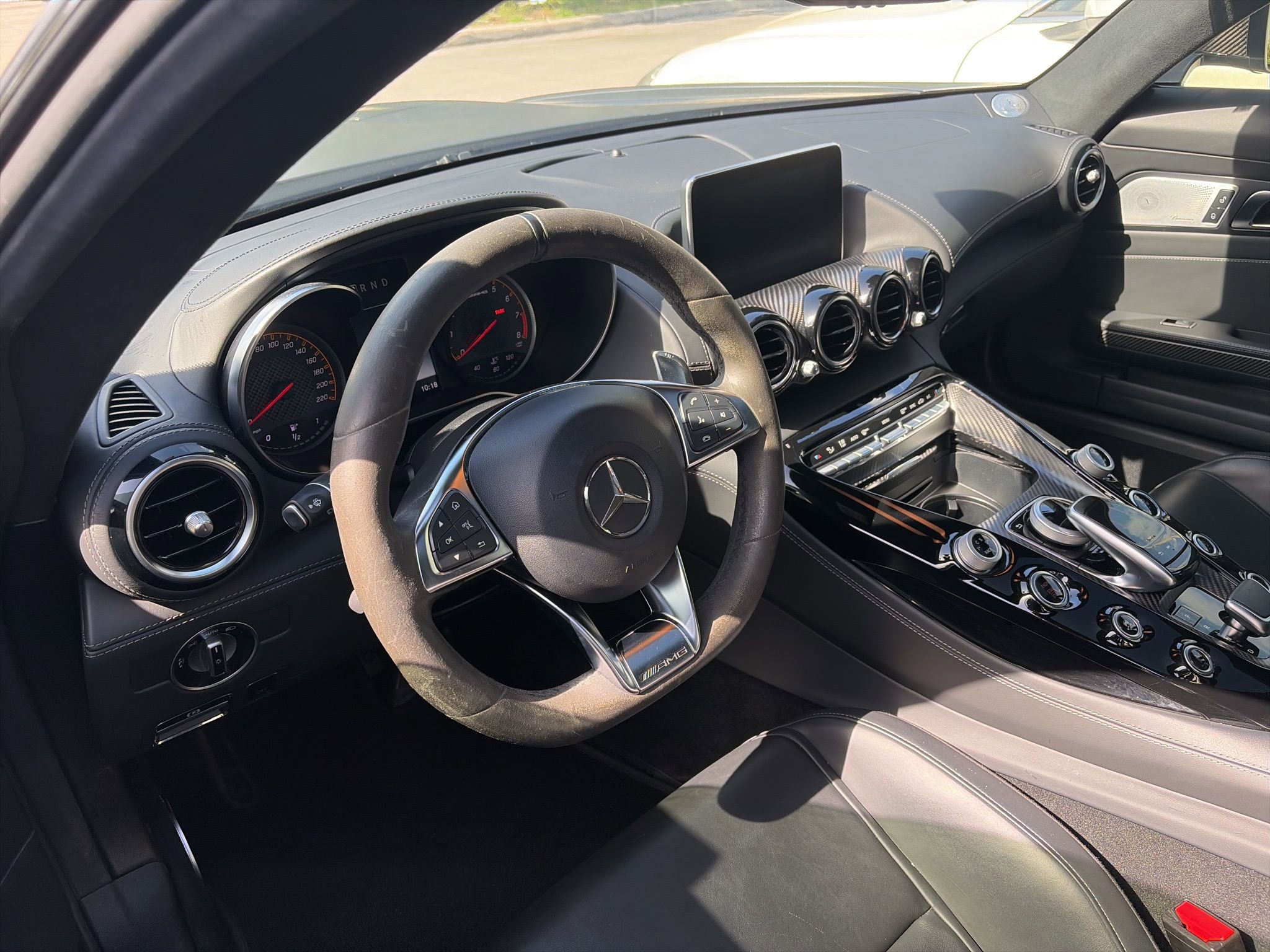Used 2017 Mercedes-Benz AMG GT S image 6