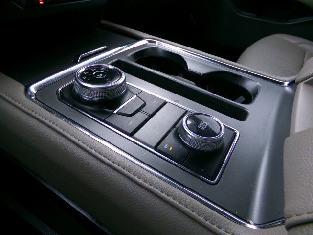 Used 2021 Ford Expedition XLT image 24