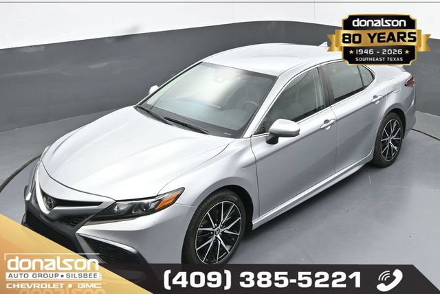 Used 2021 Toyota Camry SE FWD image 16