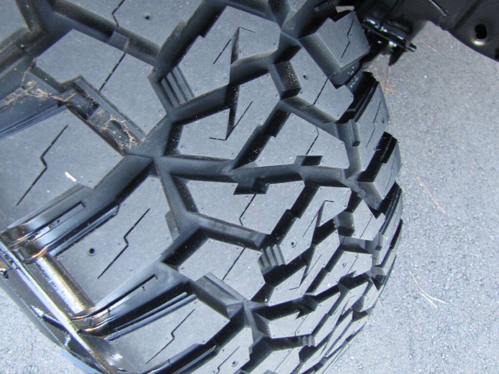 Used 2013 Ford F150 Raptor w/ Luxury Equipment Group AWD/4WD image 25