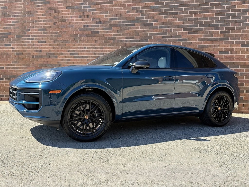 New 2026 Porsche Cayenne Coupe image 1