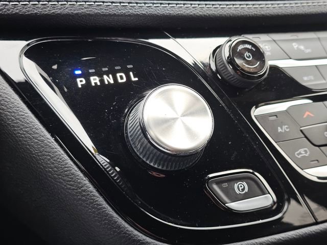 Used 2020 Chrysler Pacifica Limited w/ Advanced Safetytec Group image 39