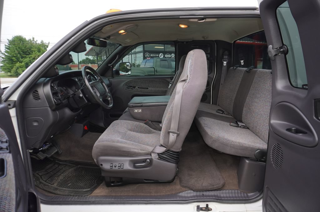 Used 2002 Dodge Ram 3500 Truck 2WD Quad Cab image 25
