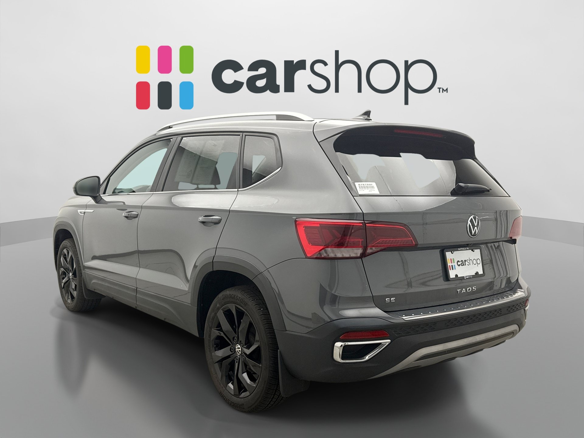 Used 2024 Volkswagen Taos SE FWD image 3