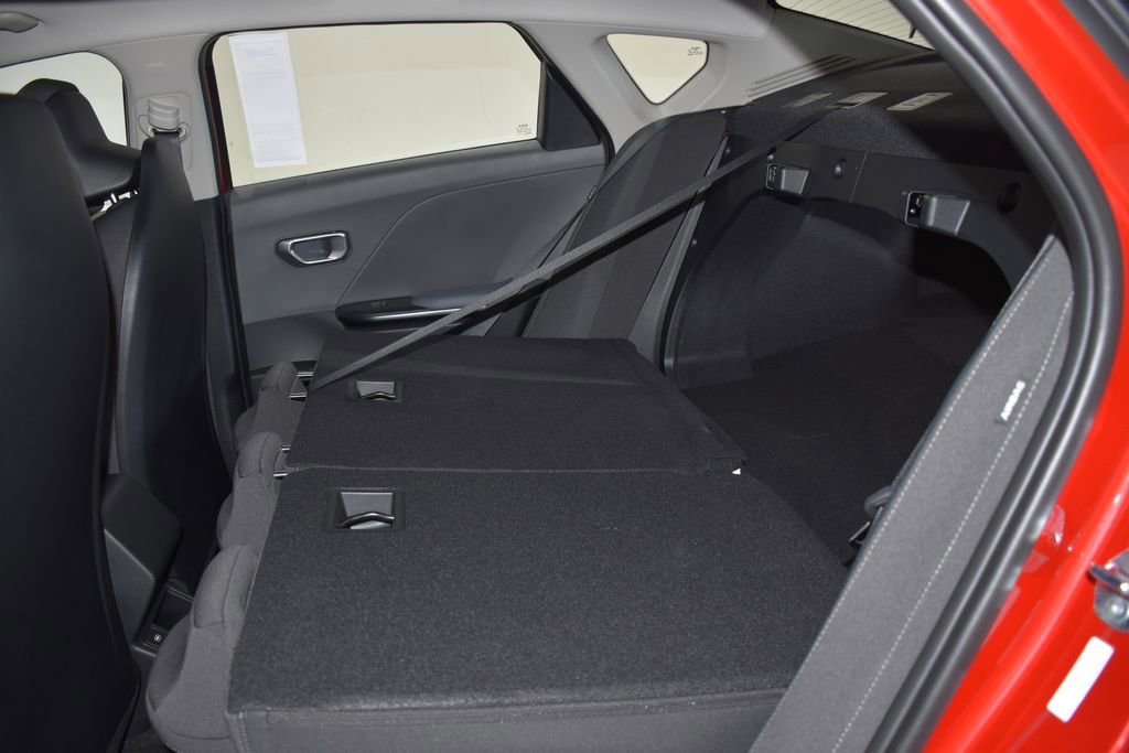 New 2025 Kia K4 LXS image 26