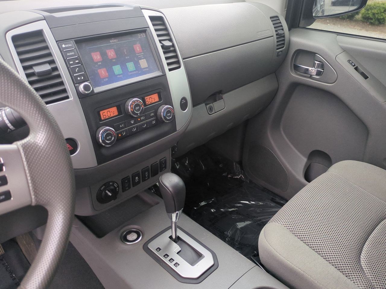 Certified 2021 Nissan Frontier SV w/ Midnight Edition Floor Mats AWD/4WD image 23