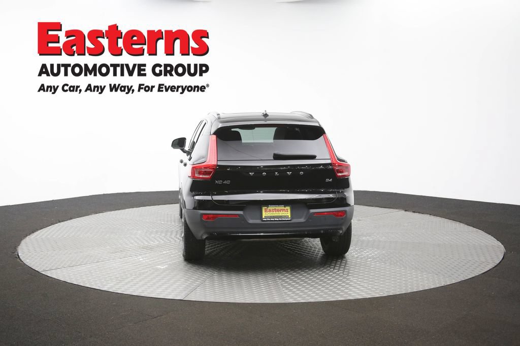 Used 2023 Volvo XC40 B4 Ultimate FWD image 61