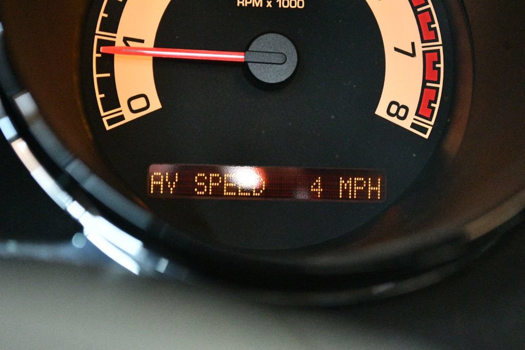 Used 2007 Saturn Sky Red Line RWD image 49