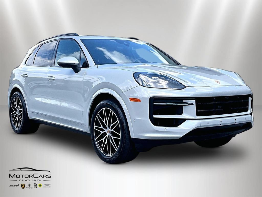 Used 2026 Porsche Cayenne AWD/4WD image 2