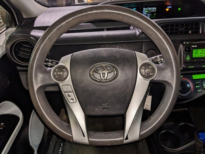 Used 2012 Toyota Prius C One image 30