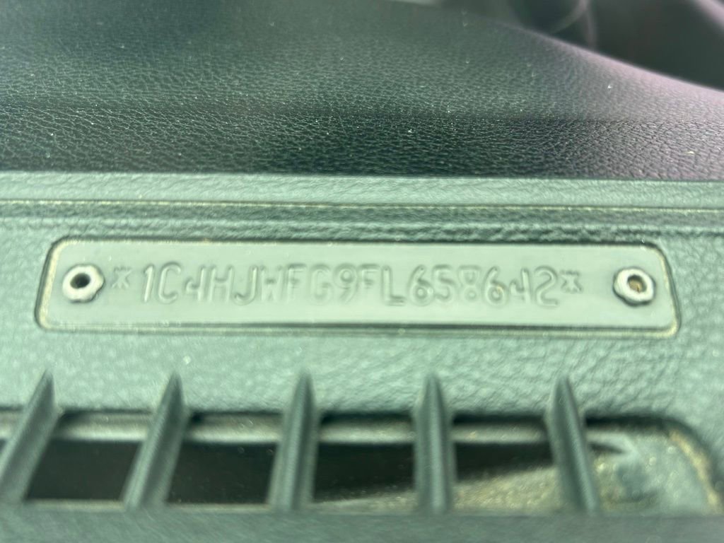 Used 2015 Jeep Wrangler Unlimited Rubicon AWD/4WD image 30