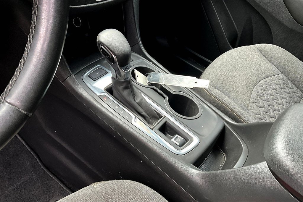 Used 2023 Chevrolet Equinox LT AWD/4WD image 16
