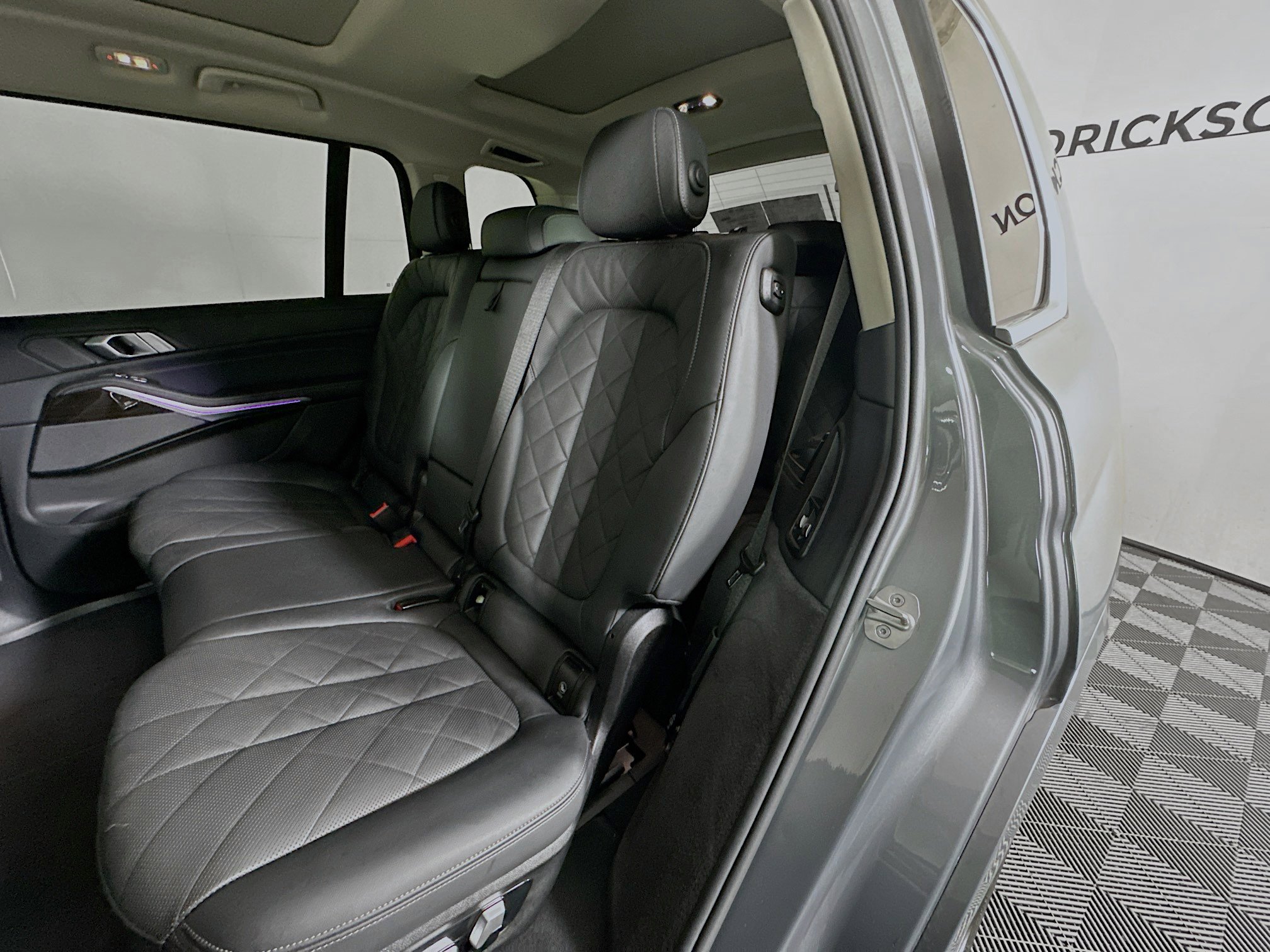 Used 2024 BMW X7 xDrive40i image 26