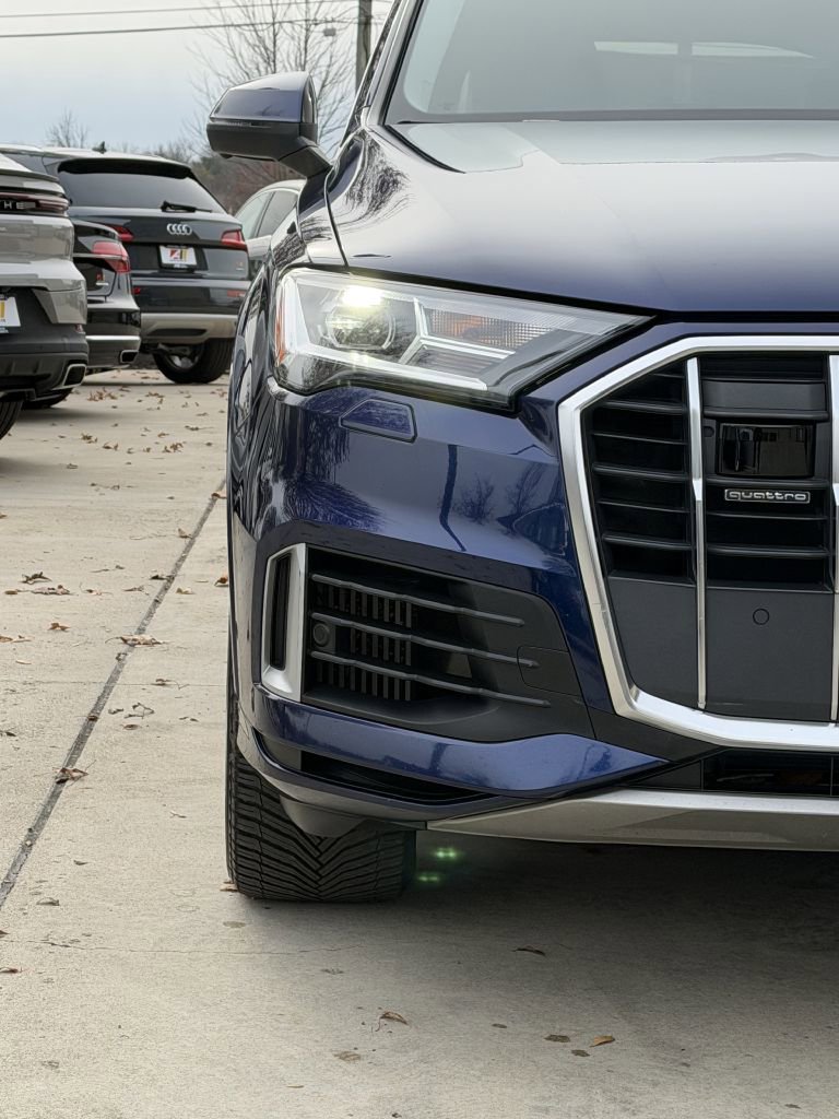 Used 2022 Audi Q7 3.0T Prestige image 11