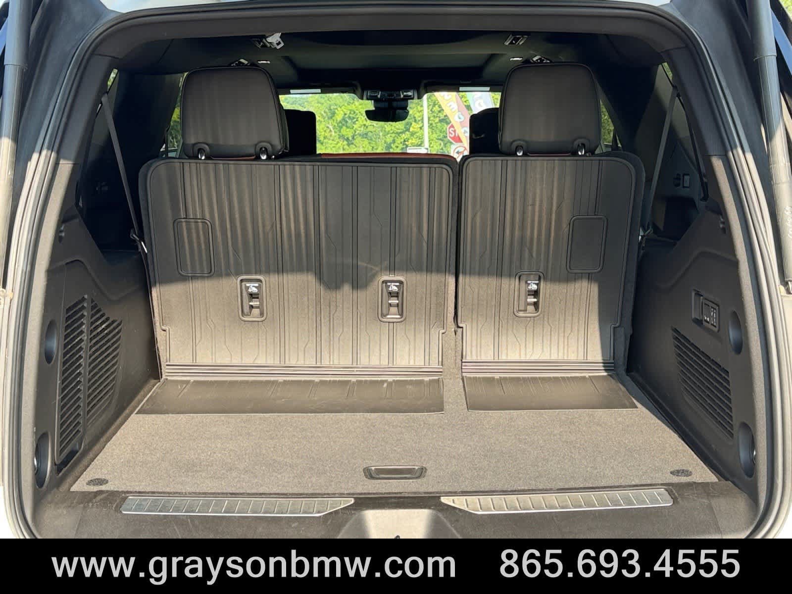 Used 2024 GMC Yukon XL Denali Ultimate AWD/4WD image 21
