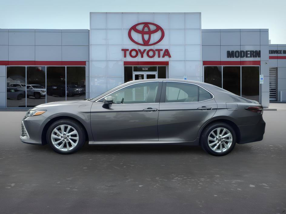 Used 2023 Toyota Camry LE FWD video 2