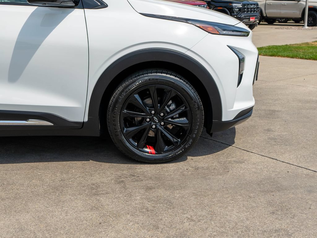 Certified 2023 Chevrolet Bolt EUV Premier w/ Redline Edition FWD image 37