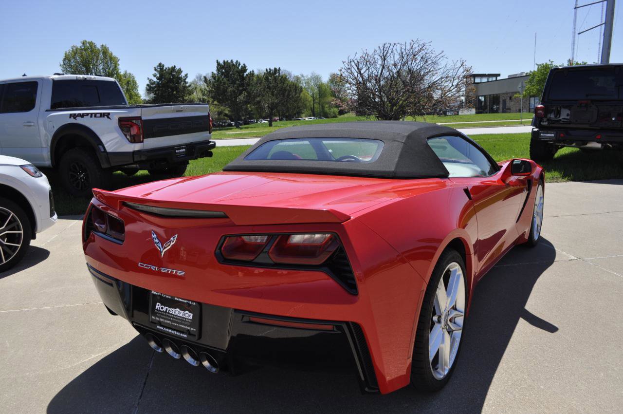 Used 2014 Chevrolet Corvette Stingray Convertible w/ 3LT Preferred Equipment Group RWD image 9
