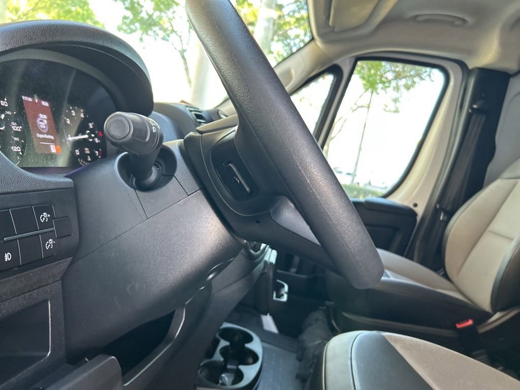 Used 2025 RAM ProMaster 2500 w/ Convenience Group FWD image 40
