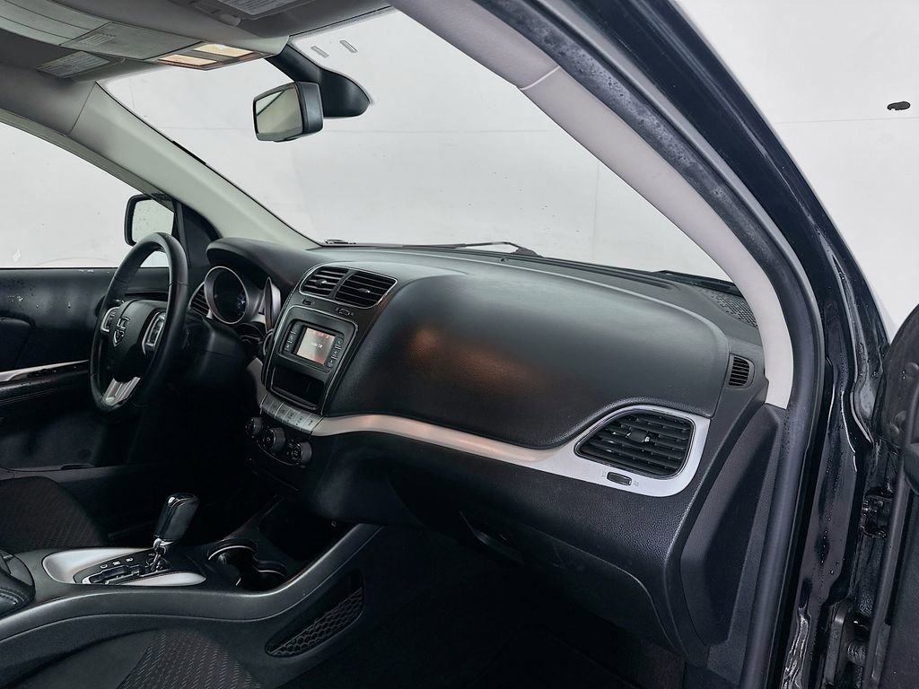 Used 2018 Dodge Journey SE w/ Popular Equipment Group image 27