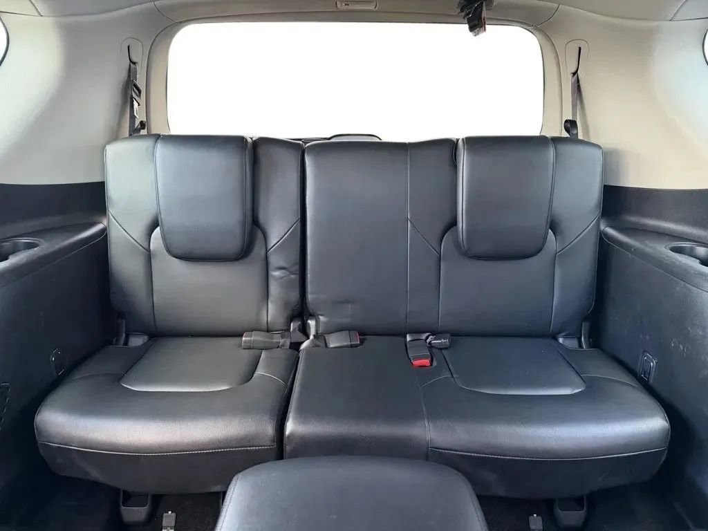 Used 2023 Nissan Armada SL w/ Captain's Chairs Package image 32