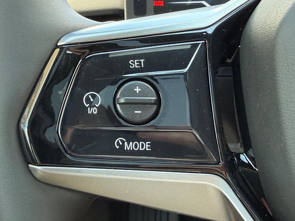 New 2027 BMW i5 xDrive40 AWD/4WD image 11