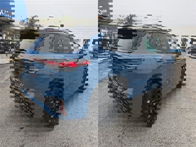 New 2026 Volkswagen Tiguan SE R-Line image 3