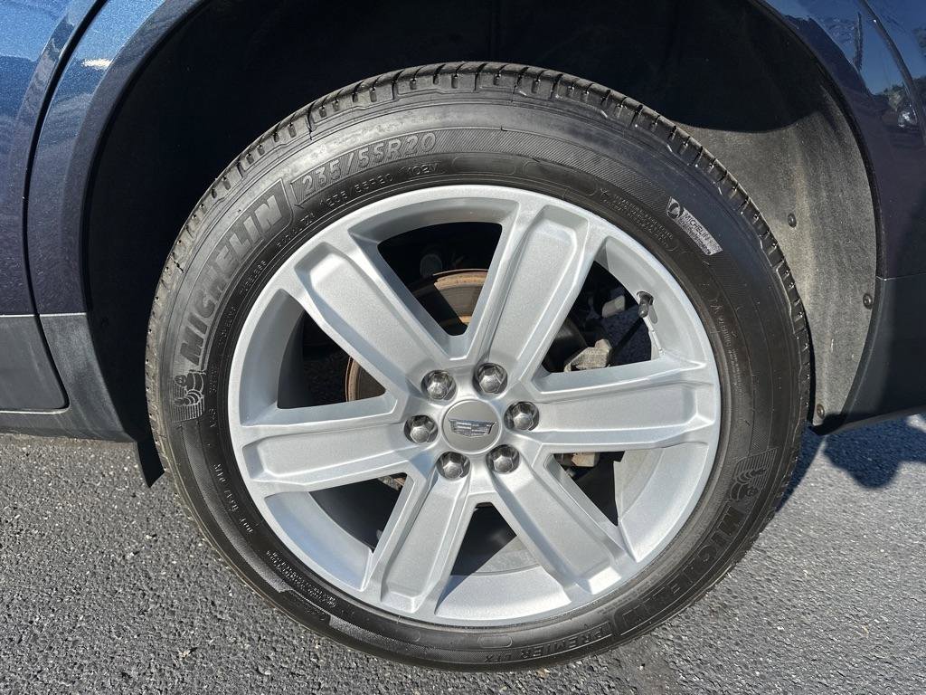 Used 2017 Cadillac XT5 Luxury w/ Driver Awareness Package image 33