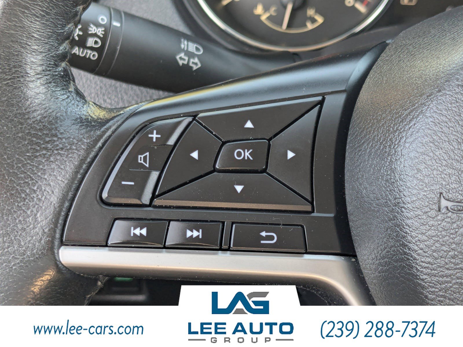 Used 2020 Nissan Rogue SV image 21