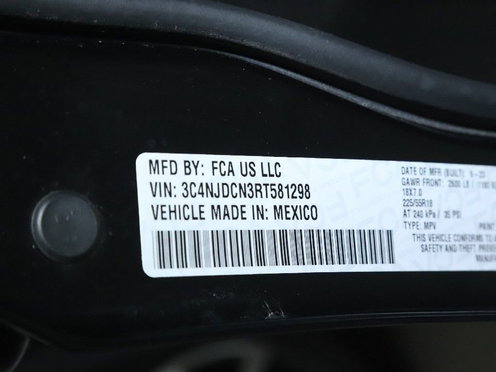 Used 2024 Jeep Compass Limited image 20