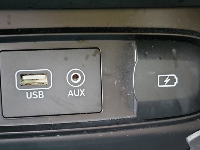 Used 2019 Hyundai Santa Fe SEL FWD image 34