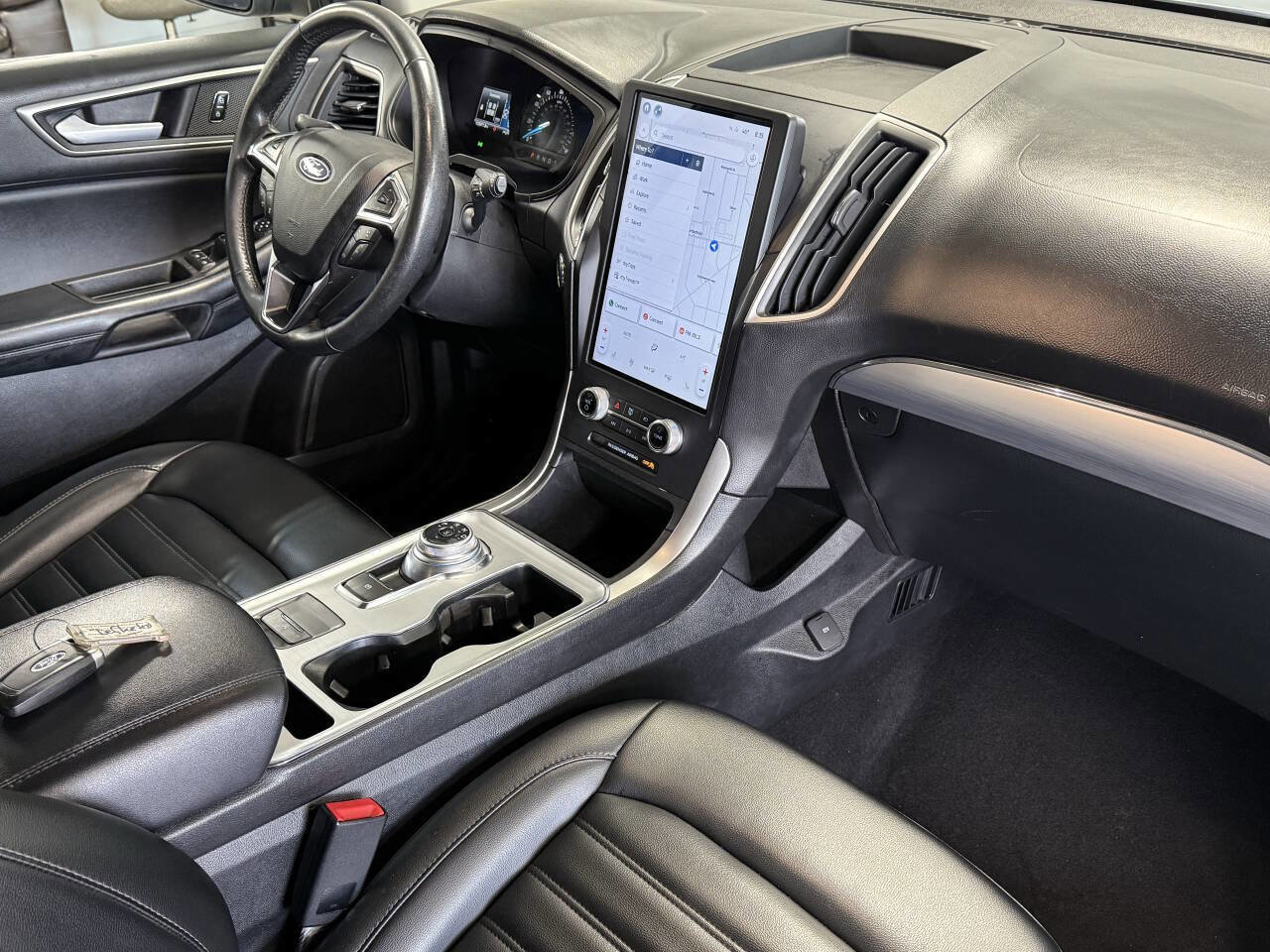 Used 2022 Ford Edge SEL image 21