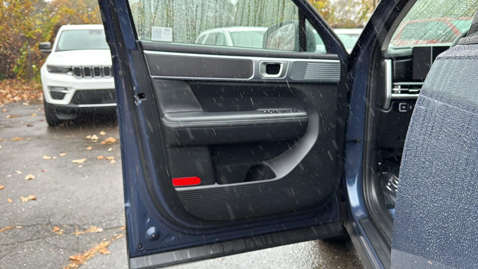 Used 2025 Hyundai Santa Fe XRT image 11