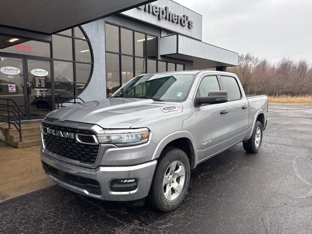Used 2025 RAM 1500 Big Horn AWD/4WD image 2
