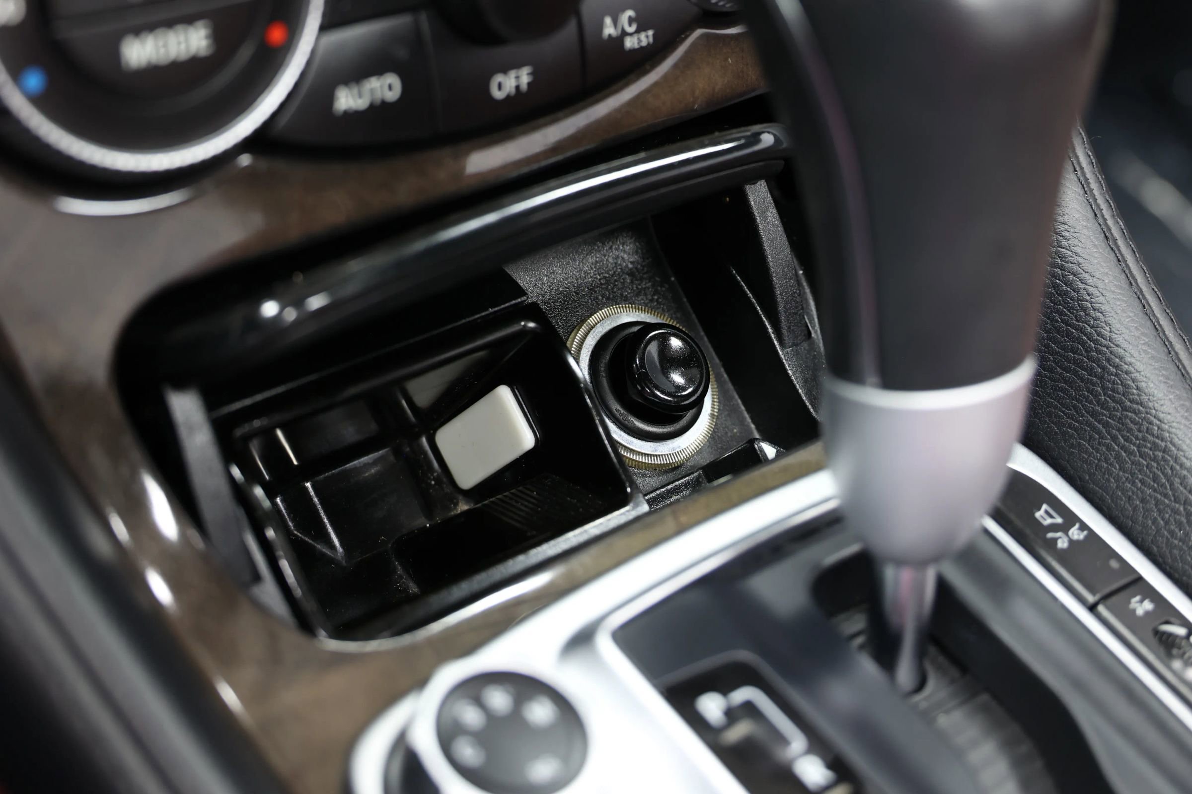 Used 2012 Mercedes-Benz SL 63 AMG image 37