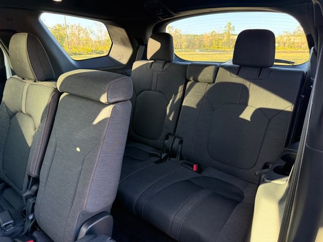 Used 2023 Honda Pilot Sport image 8