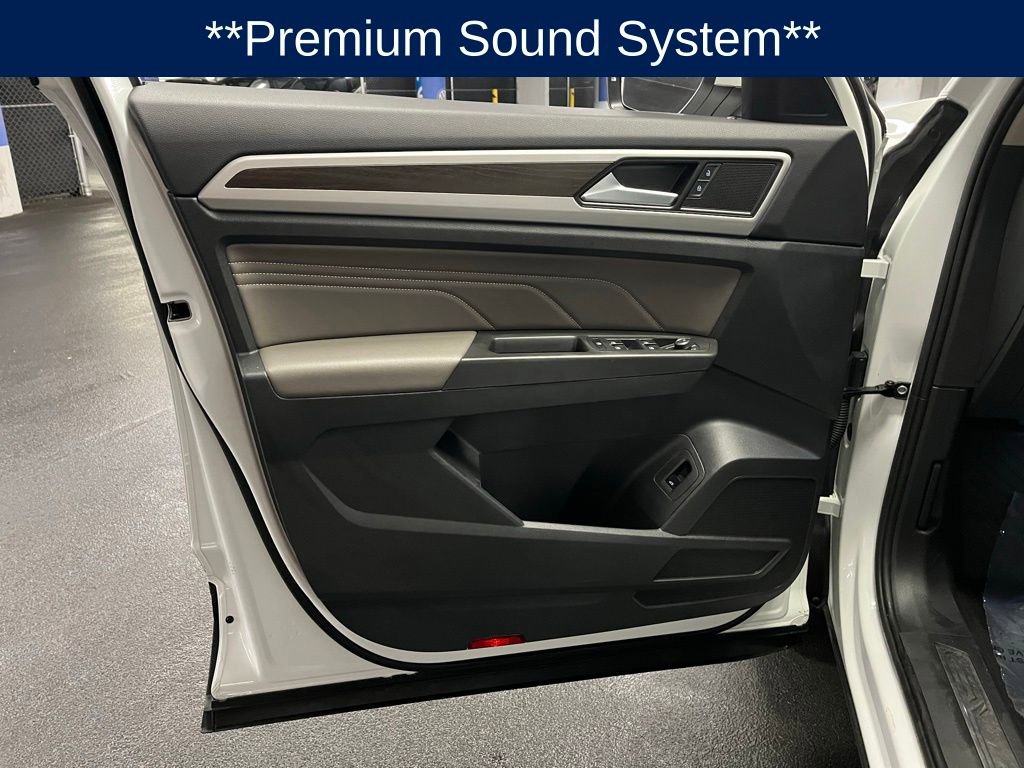 Certified 2023 Volkswagen Atlas SE w/ Panoramic Sunroof Package AWD/4WD image 20